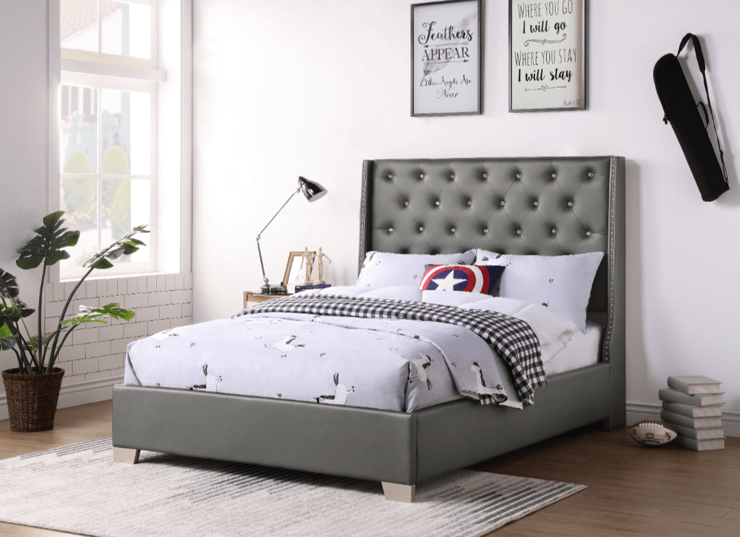 A-SHAQ Velvet Bed with Tall Headboard & Crystal Buttons - Luxurious and Contemporary - LDH Furniture