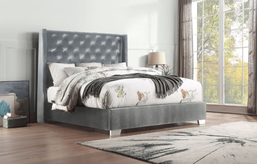 A-SHAQ Velvet Bed with Tall Headboard & Crystal Buttons - Luxurious and Contemporary - LDH Furniture