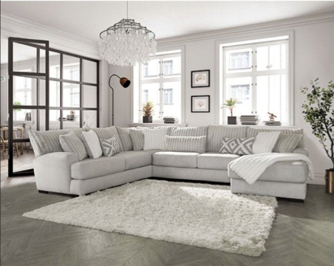 Hermiston Gray Chenille Fabric Sectional w Pillows - LDH Furniture